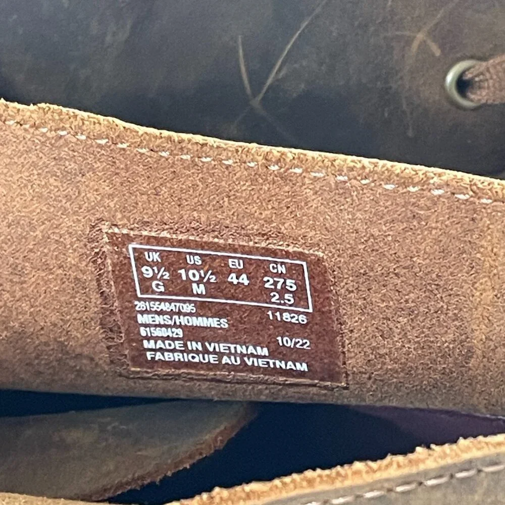 Clarks Brown Leather Desert Chukka Boots